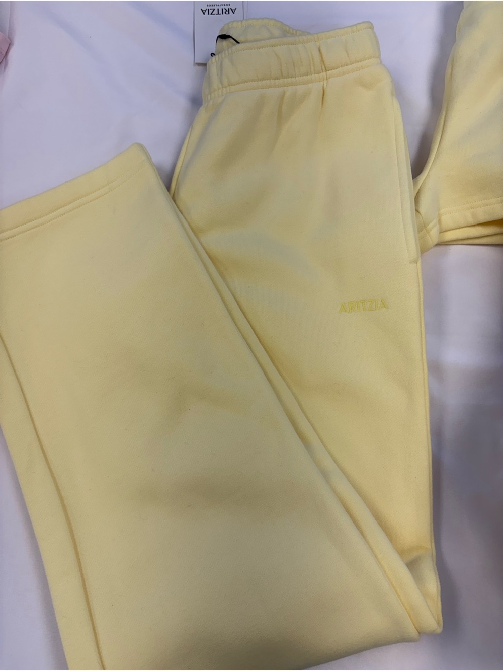NWT lemonade aritzia sweatfleece